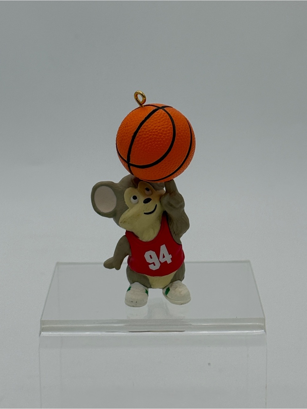 Vintage 1994 Hallmark “BIG SHOTS” Mouse With Spinning Basketball Ornament